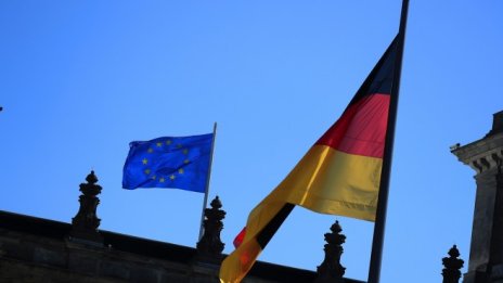 Германия подкрепя пострадалия от мерките срещу COVID бизнес с 10 млрд. евро