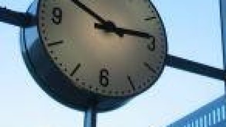 Който живее по-дълго, работи повече