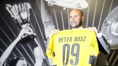 Инвеститорите на Борусия аплодираха новия треньор Петер Бош