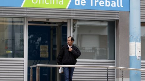 Испанският държавен дълг продължава да набъбва 