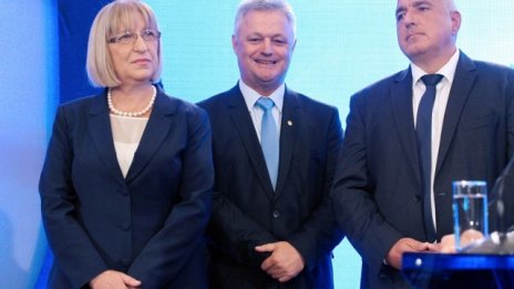 Борисов готов с оставка, ако Цачева не спечели на първи тур