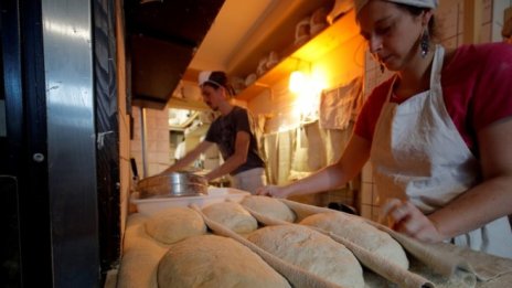 Франция се готви да вдигне минималните цени на храните