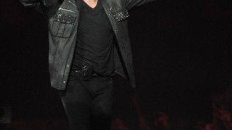 Facebook направи Боно от U2 милиардер 