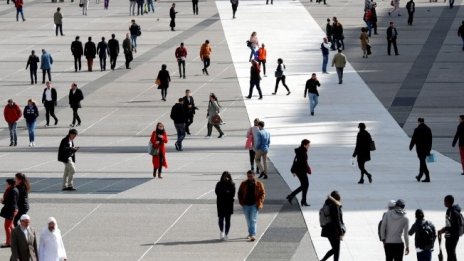 Икономиката на България расте с 3,4% през 2019 г. и с 3,3% от 2020 до 2022 г.