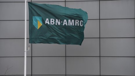 Печалбата на ABN Amro за третото тримесечие надхвърли очакванията