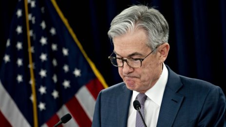 Фед може да повиши прогнозите си за икономиката, докато възраждането ѝ се забавя