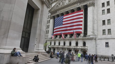 Рекордите на Wall Street крият нарастваща концентрация на риска