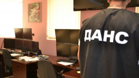 Още двама задържани заради банковите атаки