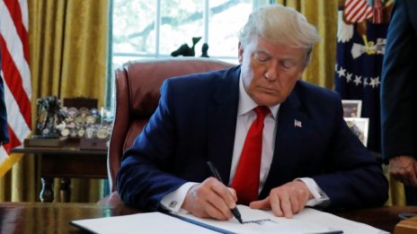 Ще успеят ли САЩ да поставят Иран на колене?