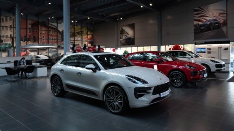 Porsche вдъхва увереност на инвеститорите за своето IPO след силна 2021 г.