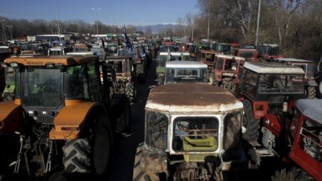 Московски е поискал от ЕК постоянен транспортен коридор през гръцката граница