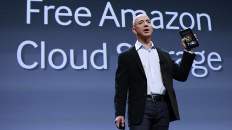 Как Безос превърна клиентите на Amazon в машини за покупки