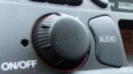 Хибридно радио е бъдещето за музика в колата