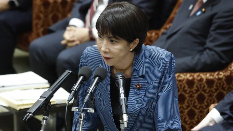 Японският премиер е изправен пред пазарни тестове - от йената до акциите и облигациите