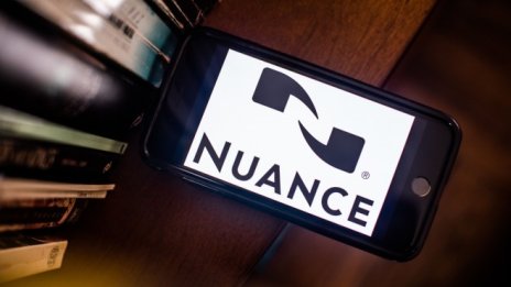 Властите в ЕС разглеждат по-обстойно сделката на Microsoft и Nuance