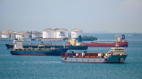 Гръцките корабособственици отказват да превозват руски петрол