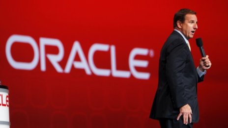 Единият изпълнителен директор на Oracle се оттегля по здравословни причини