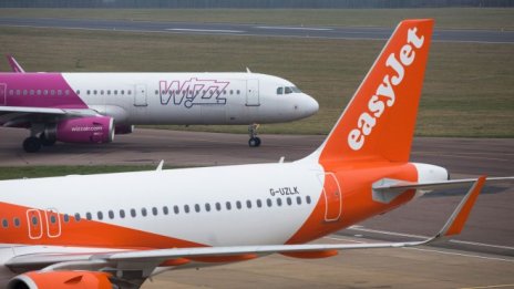 Wizz Air влиза в битка с Ryanair след скок на трафика през август