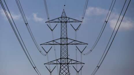 Либерализиране, но с нови държавни помощи