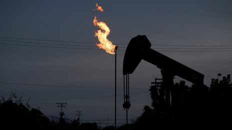 Русия изгуби контрола върху рафинериите си и почти половината от капацитета им