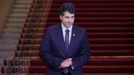 Пеканов: Пицата няма изведнъж да стане постна, но постепенно ще намаляваме калориите
