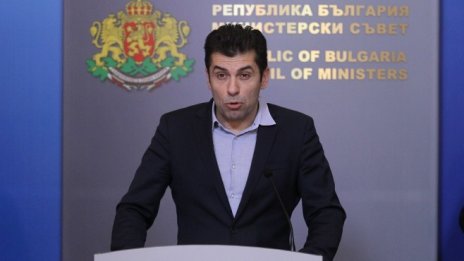 Петков след срещата с Вархеи: България има три условия към РСМ за членство в ЕС