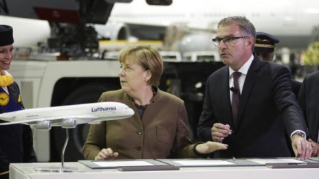 Lufthansa играе опасен покер: По-добре фалит, отколкото твърде много държава 