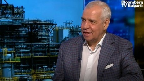 Алекс Нестор: От 2035 г. Канада забранява продажбата на превозни средства с ДВГ