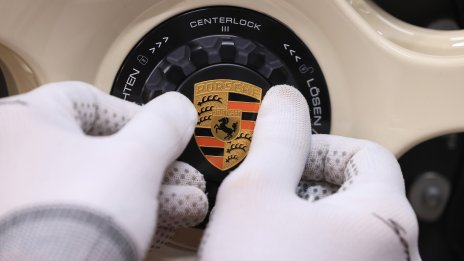 Европейската автоиндустрия може би е оставила най-лошото от 2025 г. зад гърба си