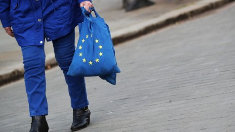 Лондон не очаква ЕС да промени позицията си за Brexit поне още месец