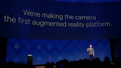 Facebook се потапя в добавената реалност
