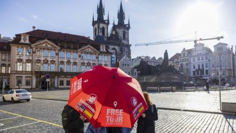 Българите са пътували активно в чужбина през септември