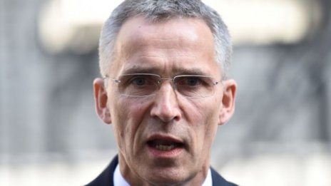 Столтенберг към талибаните: Нека всеки, който иска, да напусне Афганистан