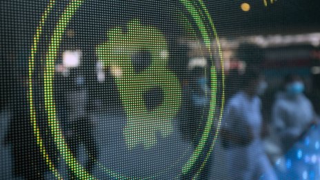 Цената на биткойна стигна двуседмичен връх