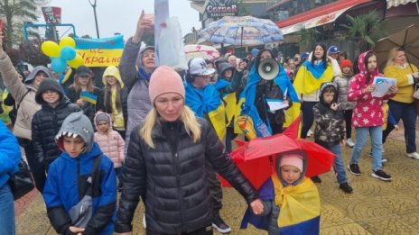 2400 украинци са започнали работа с трудов договор в България