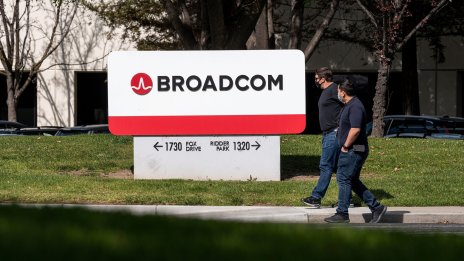 Властите в ЕС се насочват към мащабно разследване на сделката на Broadcom с VMware
