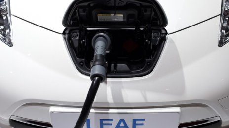 Графика на деня: Защо Китай може да стане най-големият пазар на електромобили?