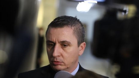 Енергийният министър: Няма заплахи за секторните доставки