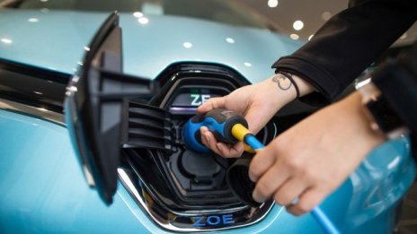 Илия Левков: България трябва да съфинансира купуването на електромобили