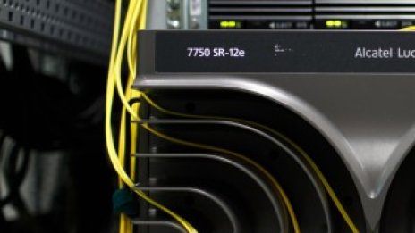 Работата от разстояние поставя центровете за данни във фокуса на инвеститорите