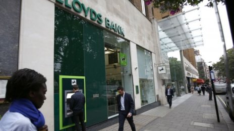 Великобритания ще продължи с продажбата на акции от Lloyds