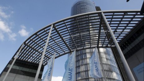 RWE ще се раздели на две