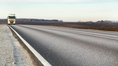 Националното тол управление започва автоматично претегляне на камионите в движение