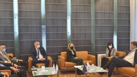 Летищата във Варна и Бургас предлагат възможност за бързо тестване на пътниците