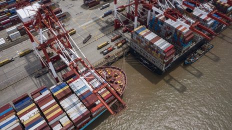 Липсата на транспортни контейнери може да спъне китайския износ
