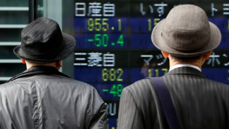 Търговското напрежение продължава да тегне над борсите в Азия