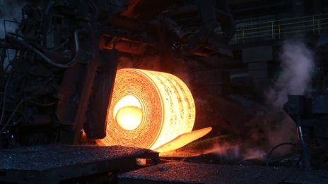 Американските производители на стомана: Искаме мита, не искаме мита