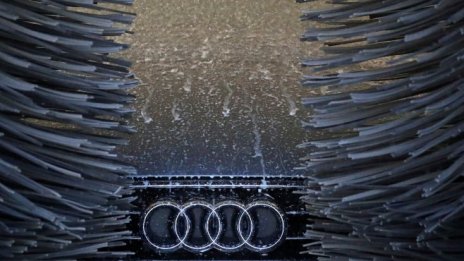 Англия на кръстоносен поход срещу съвременното робство в автомивките