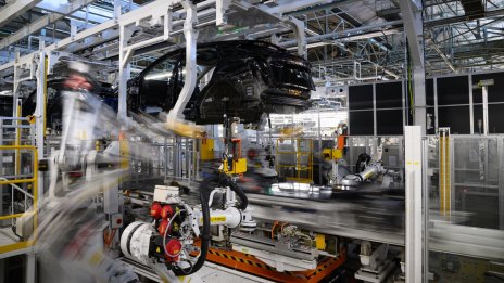 Nissan иска да увеличи продажбите си с 1 млн. автомобила през следващите три години