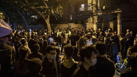 Младите китайци и колективната амнезия за бруталните действия на властта